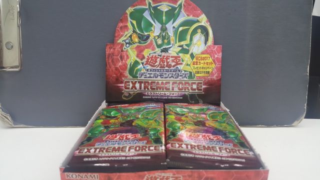 遊戯王最新弾「エクストリーム・フォース」開封 - きくざわ書店